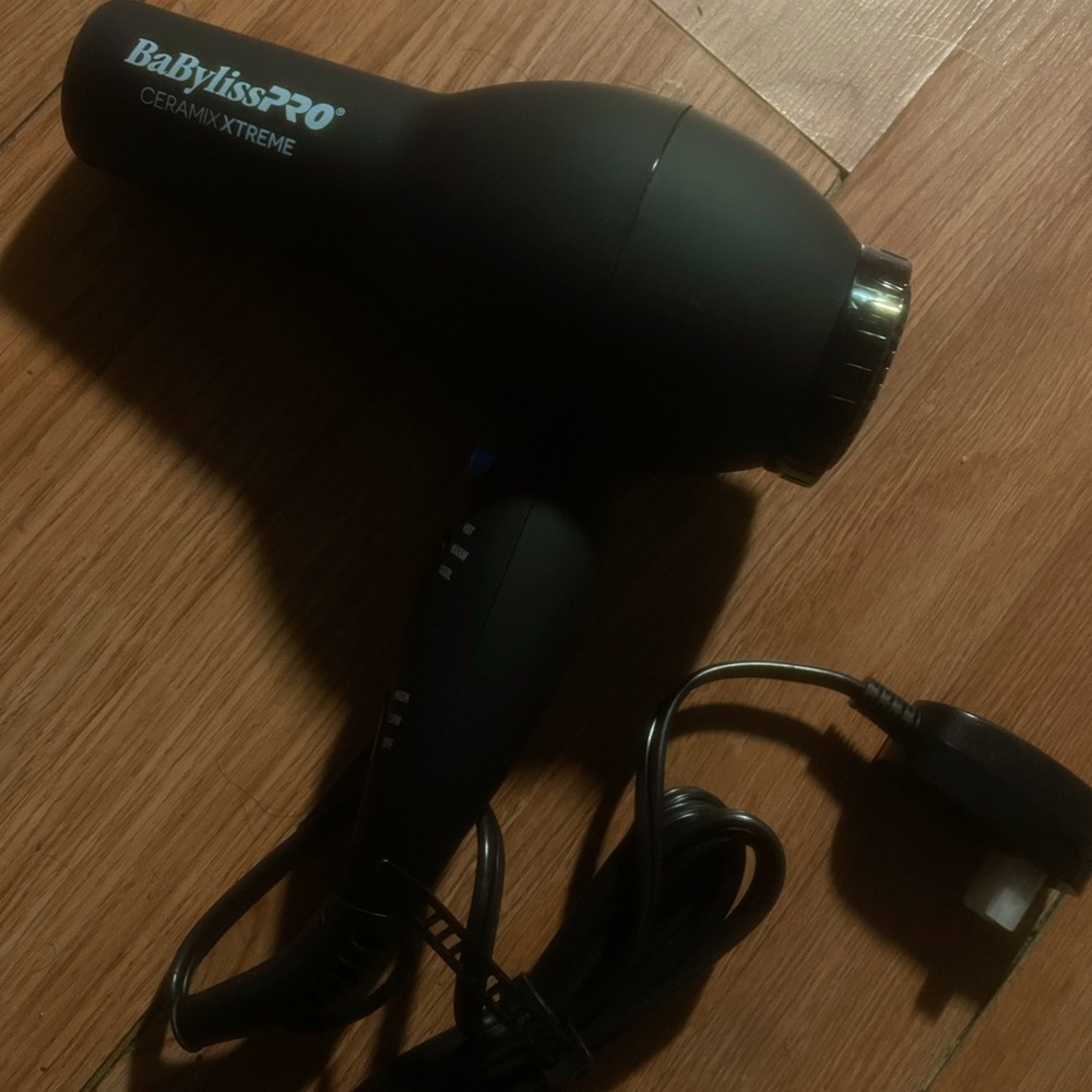 professional blow dryer